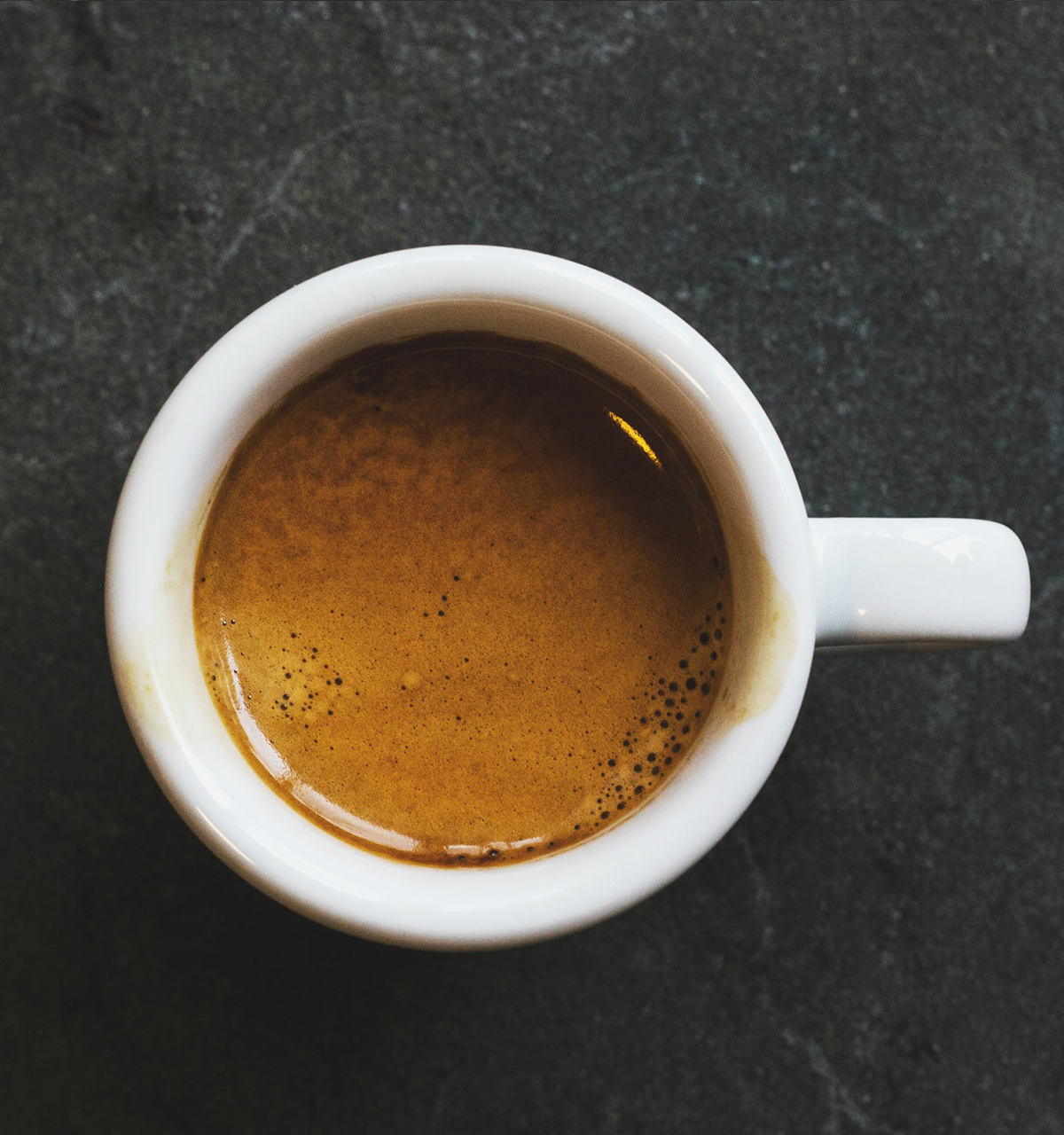 4 διατροφικές συνήθειες που προκαλούν ημικρανία