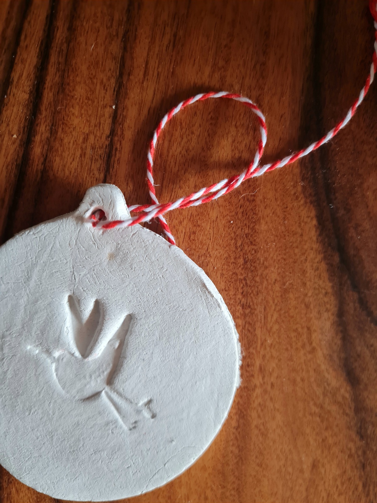 με σφραγίδα