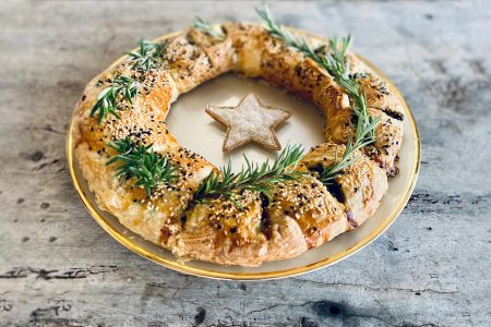 Γιορτινή χορτόπιτα με γλυκοπατάτα και φέτα