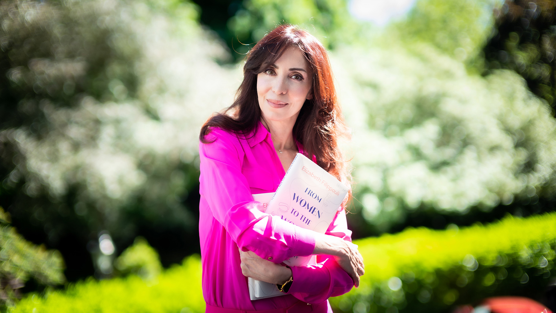 Οι γυναίκες προς την ανθρωπότητα