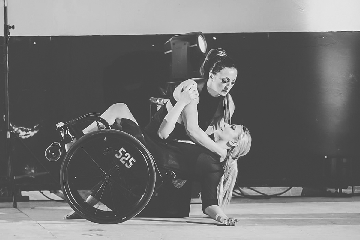 «Είναι λανθασμένη η εντύπωση ότι τα άτομα με αναπηρία είναι δυστυχισμένα»