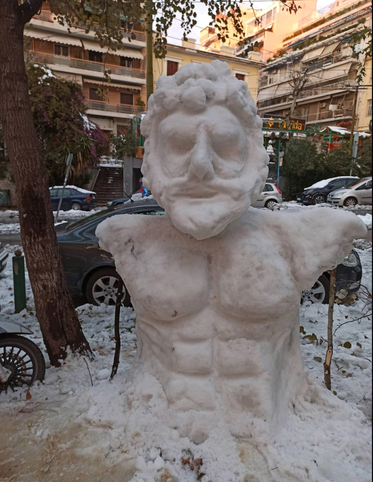 γλυπτό από χιόνι