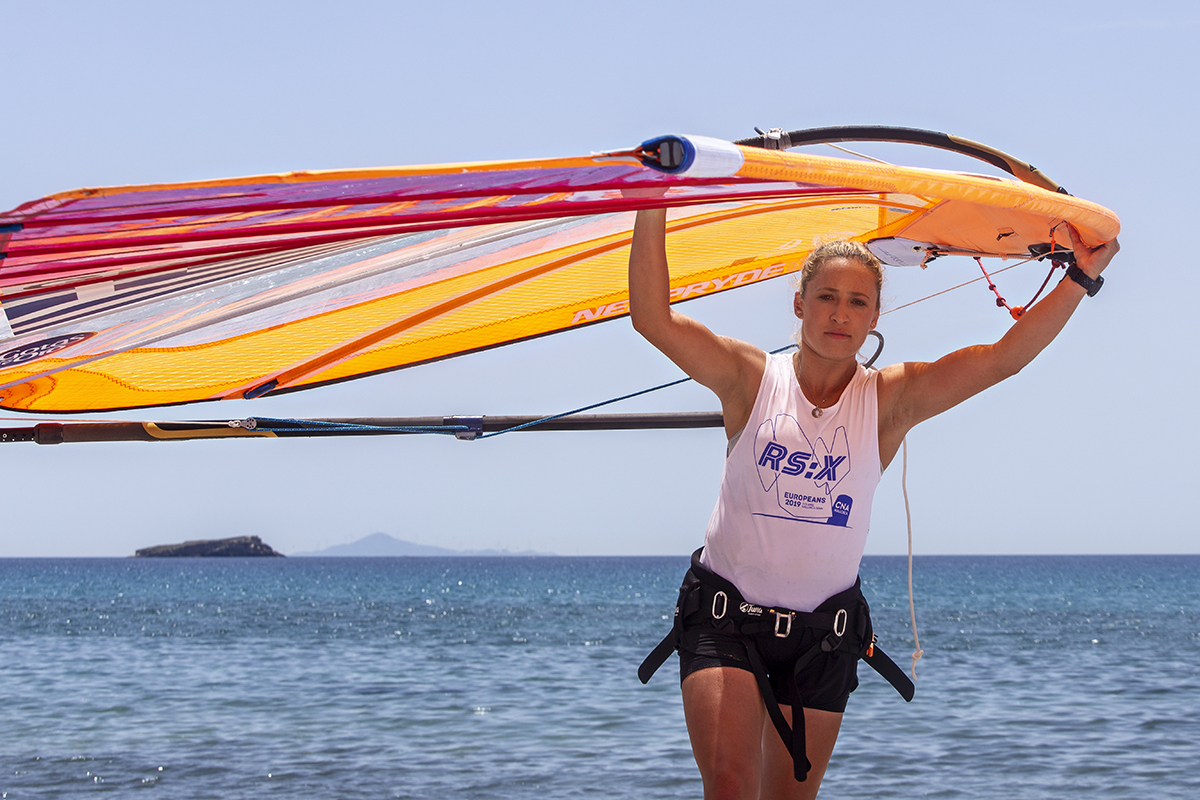 Κατερίνα Δίβαρη