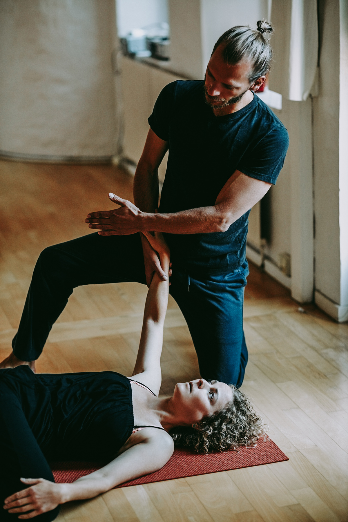 Σε τι διαφέρει η κινησιοθεραπεία από τη φυσικοθεραπεία