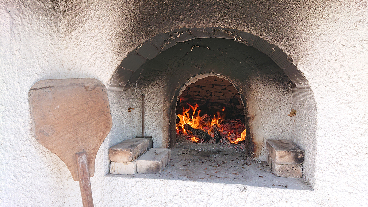 ξυλόφουρνος ηρακλεια