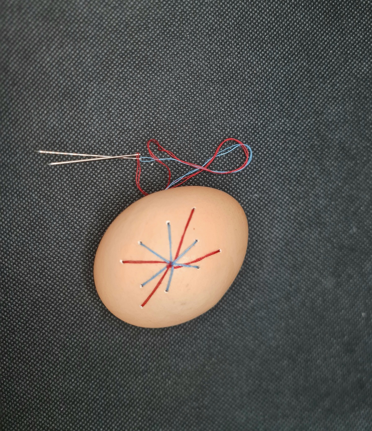 κεντάμε αβγά