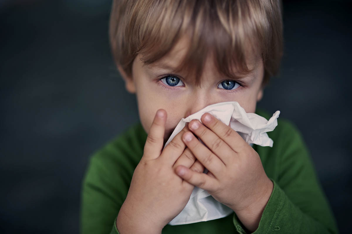 Όμικρον ή αλλεργία;