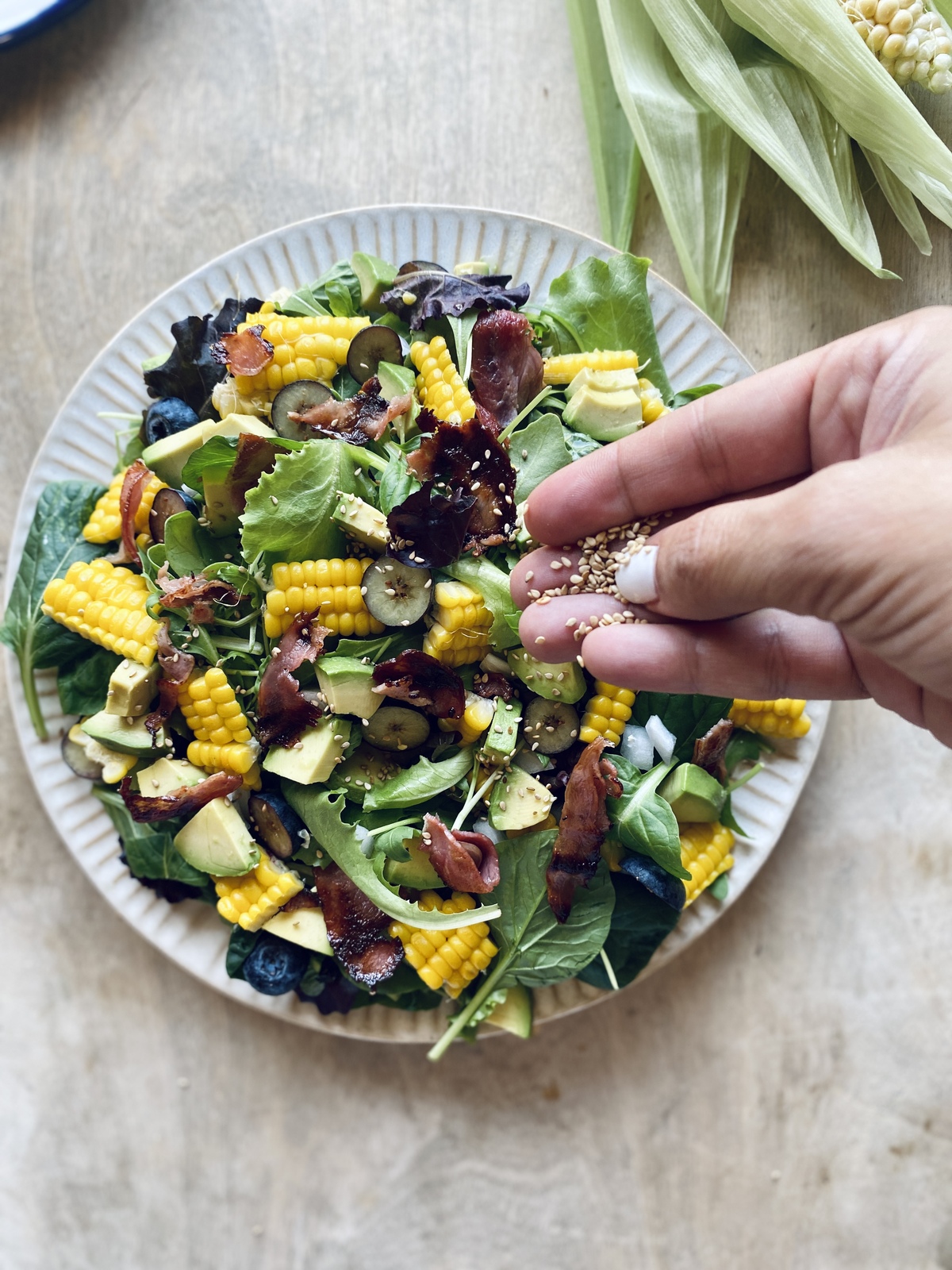 σαλάτα με φρέσκο καλαμπόκι