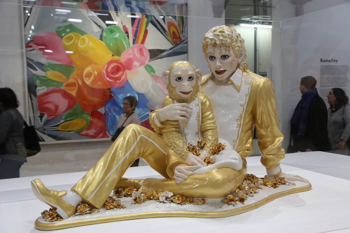 Michael Jackson and Bubbles