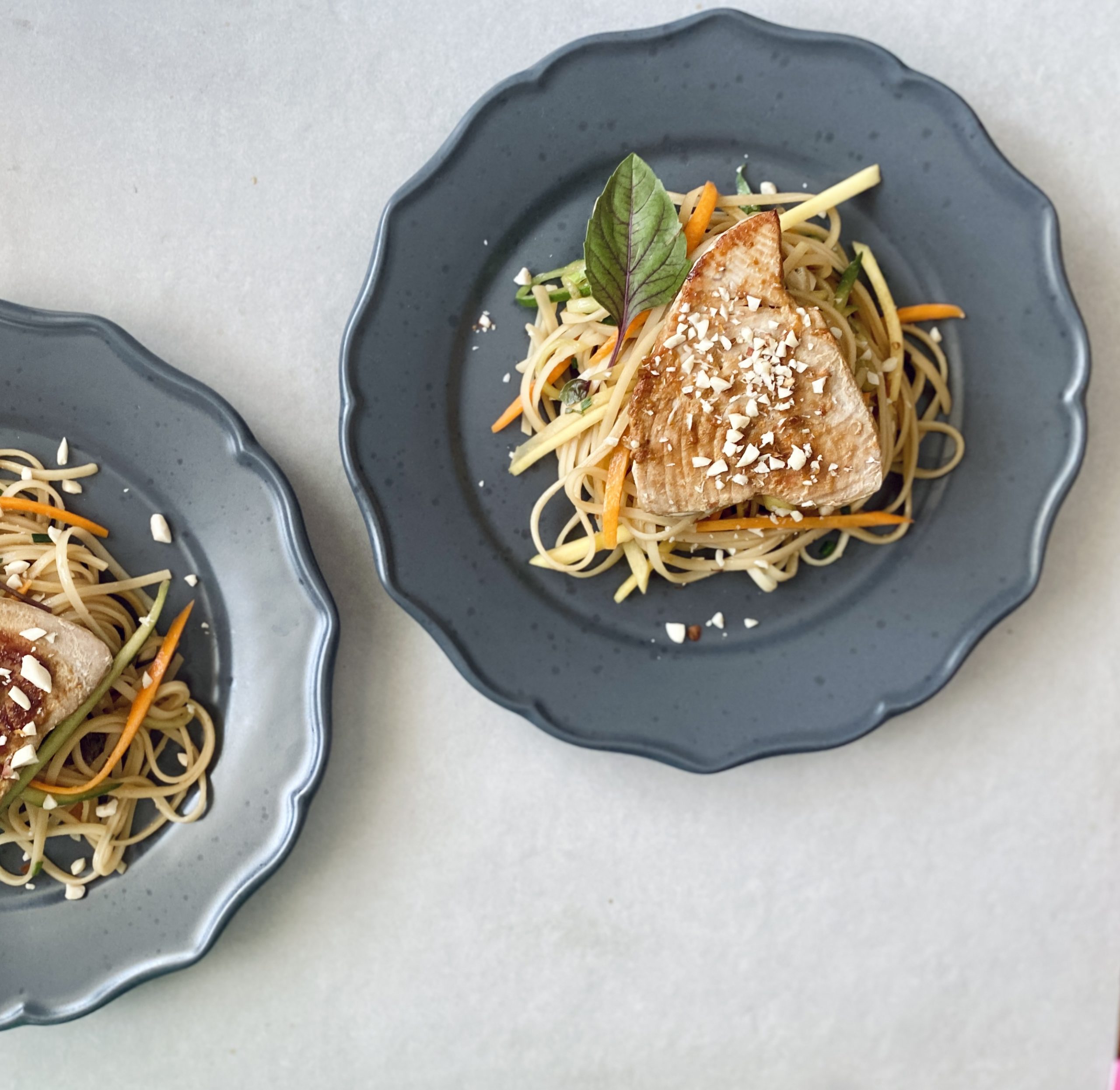 noodles με τόνο