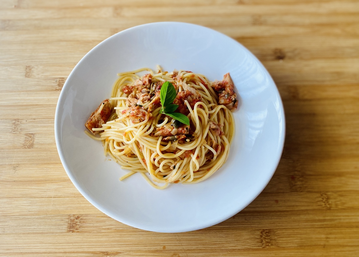 μακαρονάδα με τόνο