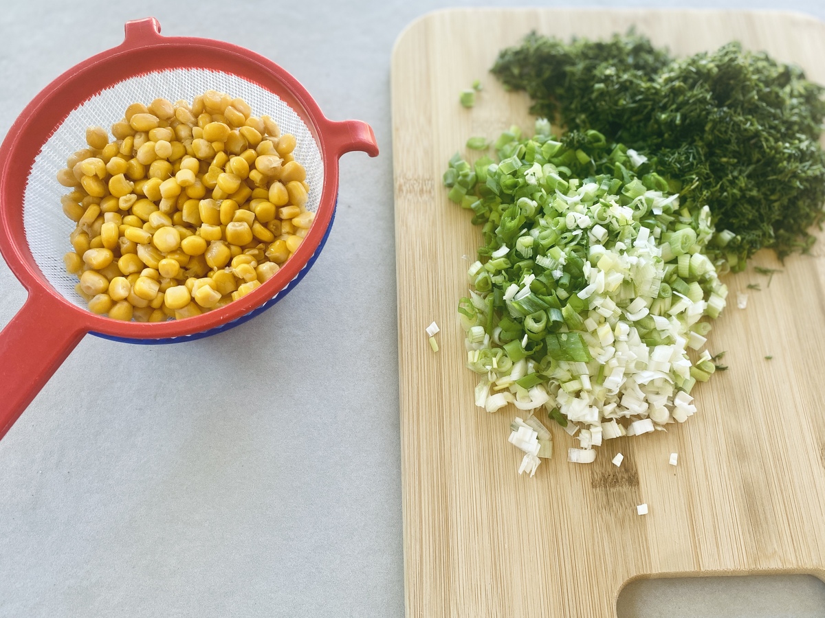 υλικά για καλαμποκοκεφτέδες