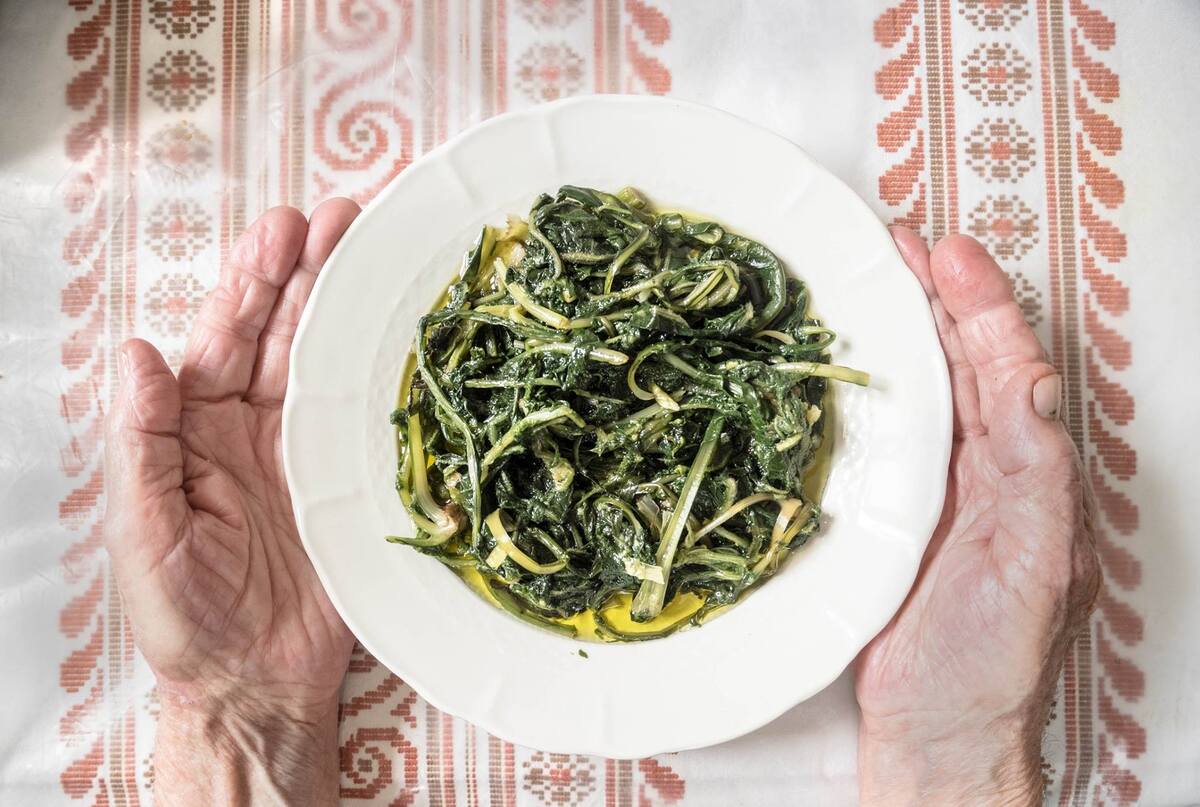 γιαγιά χόρτα