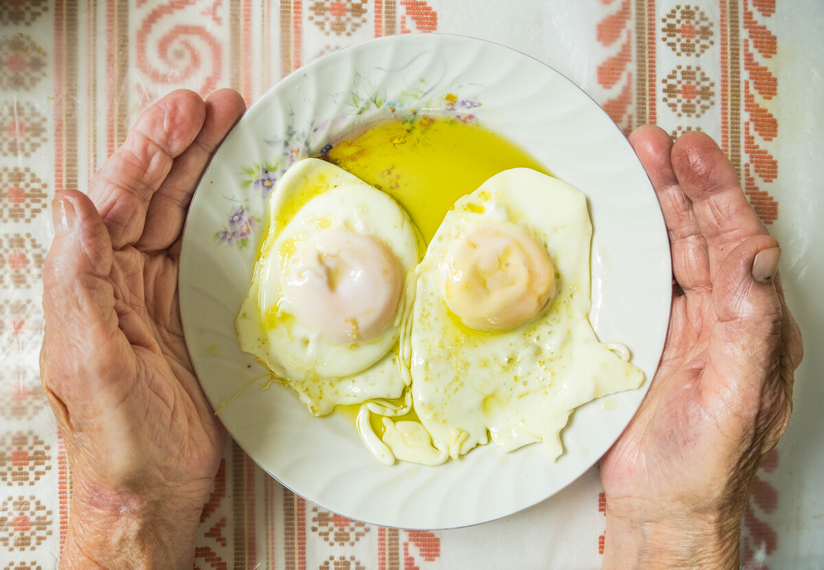 γιαγιά αυγά μάτια