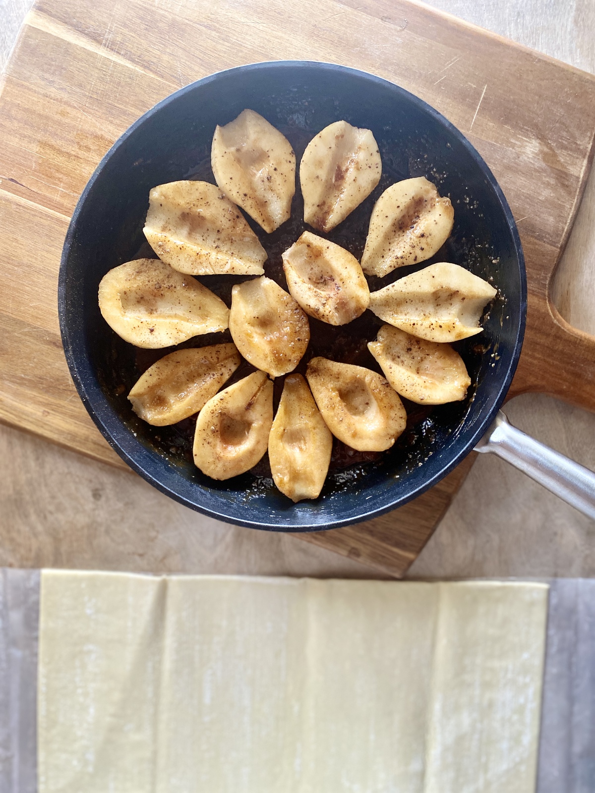 Tart Tatin με αχλάδι