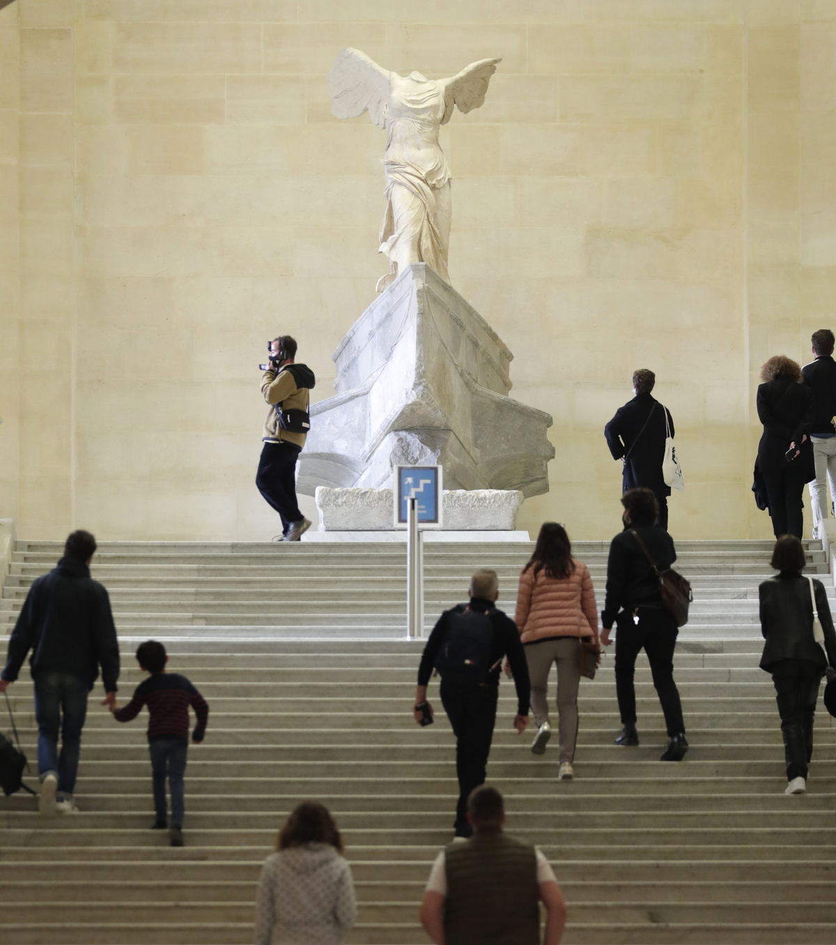 Πολιτισμός και βαρβαρότητα