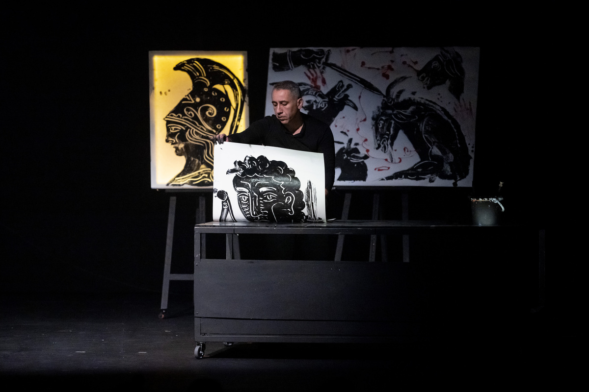 Απόστολος Χαντζάρας