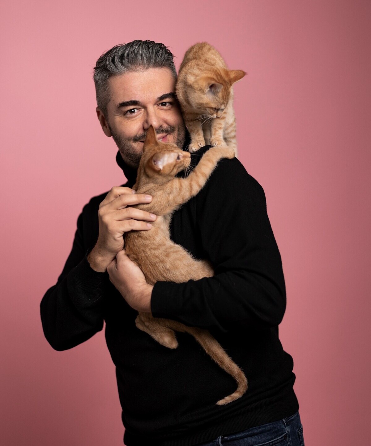 γάτες Πολυχρονίδης