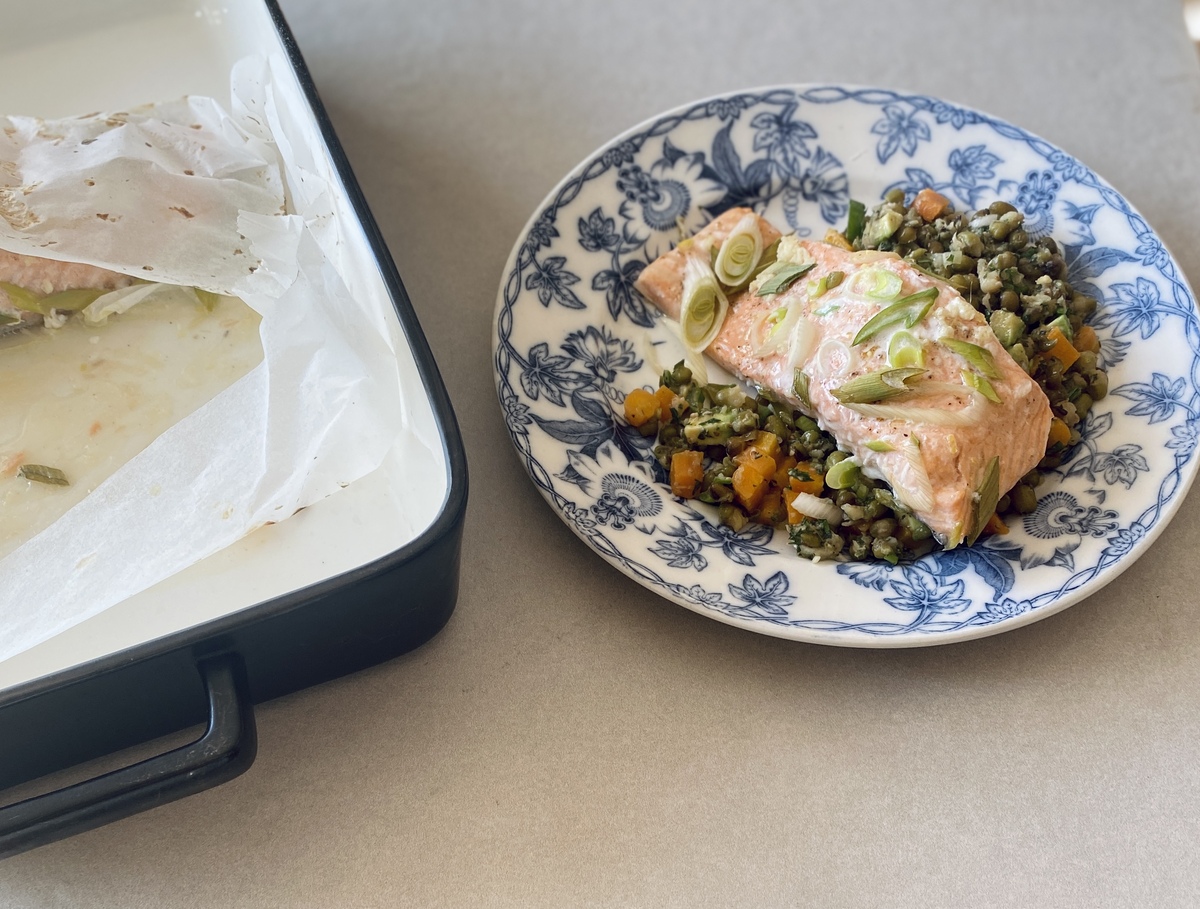 σολομός με ροβίτσα σαλάτα