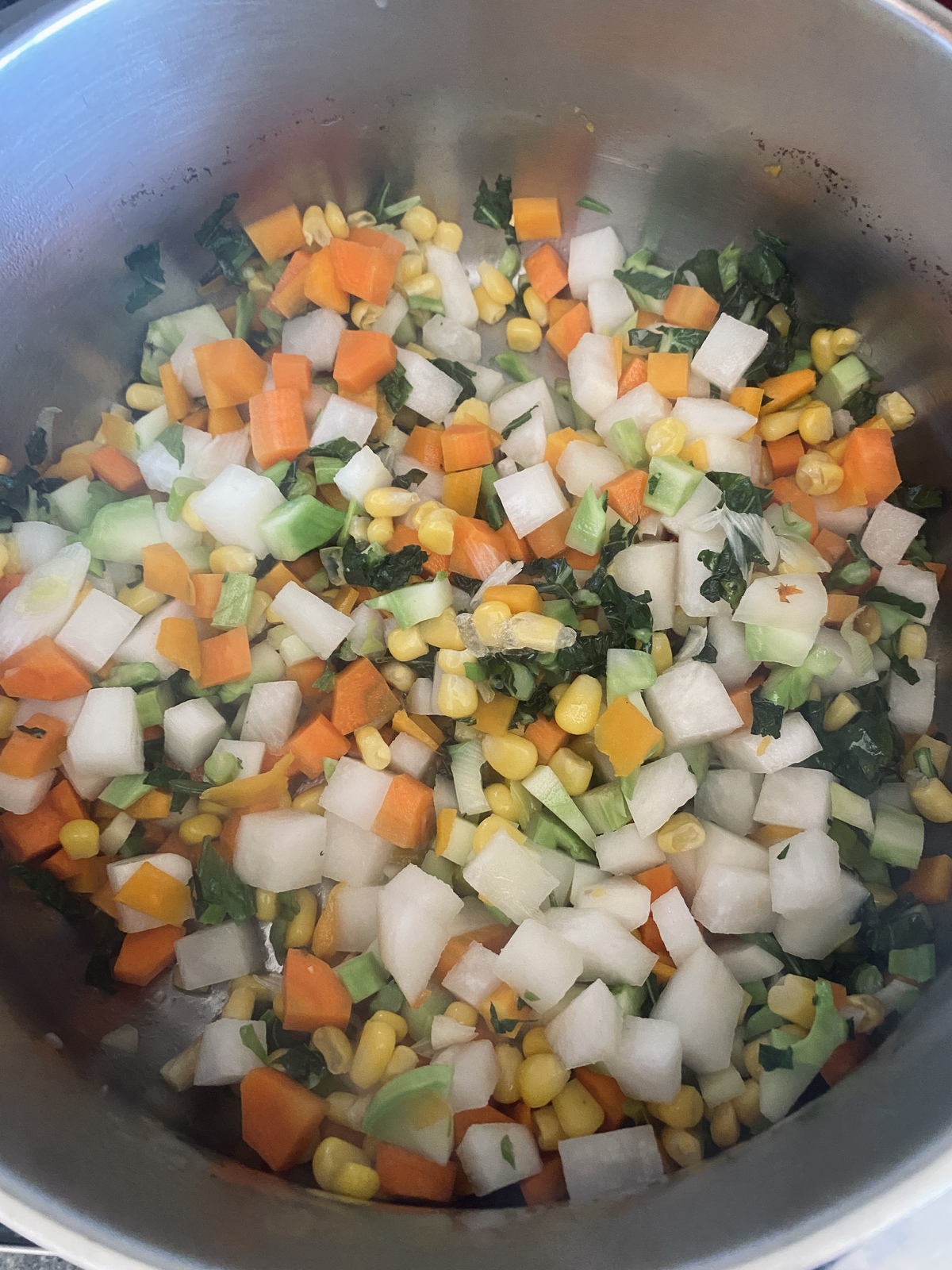 κοτόσουπα μαγείρεμα