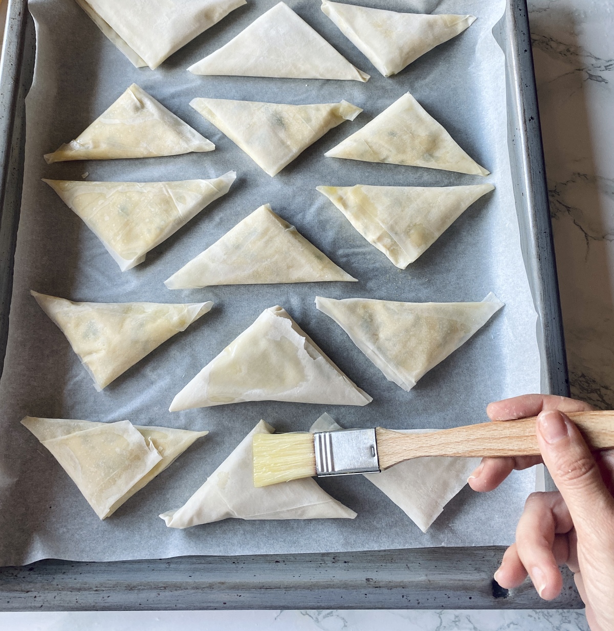 τυροπιτάκια με φύλλο κρούστας