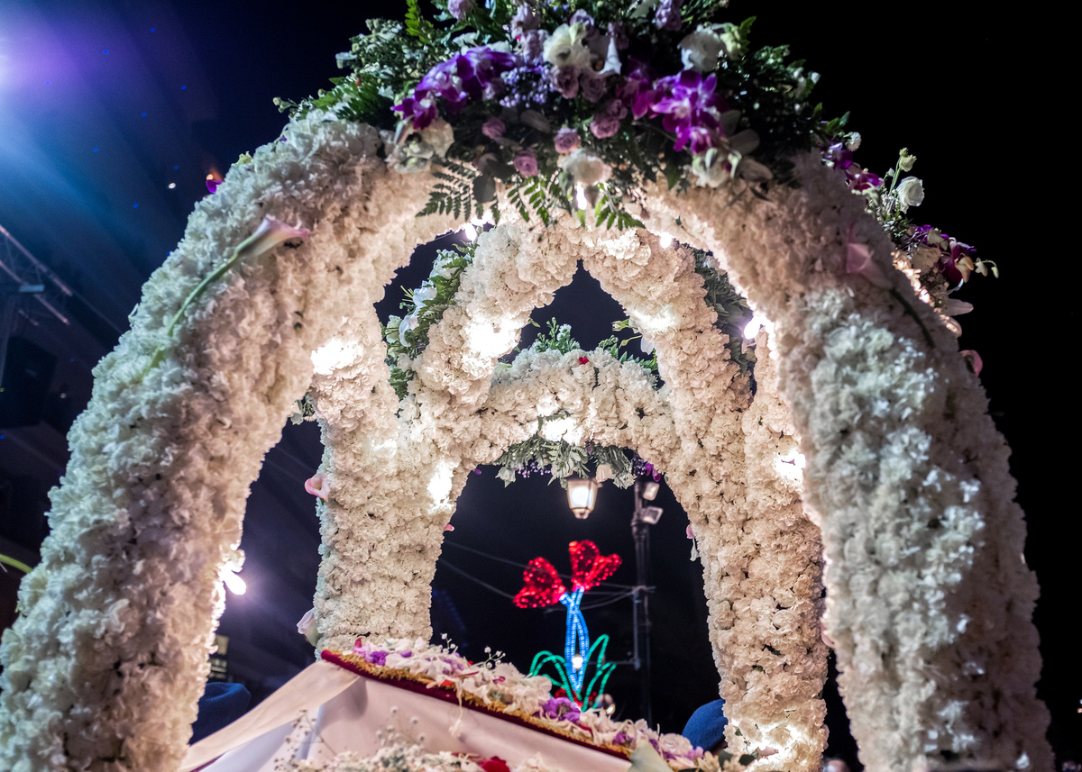 Επιτάφιος τη Μεγάλη Παρασκευή