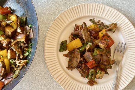 Θέλεις κάτι vegan για το Πάσχα; Φτιάξε σπετσοφάϊ με μανιτάρια