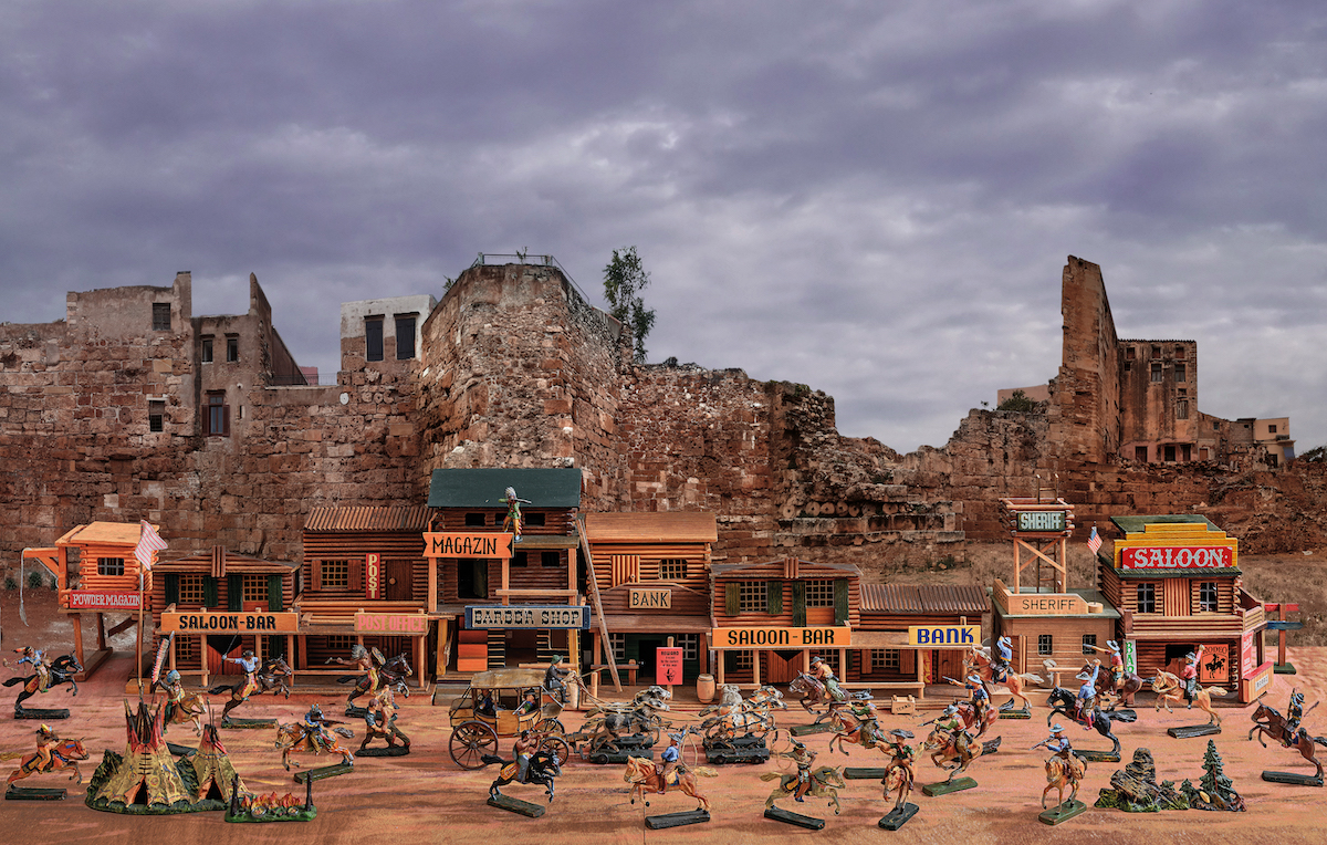 μανουσάκης2