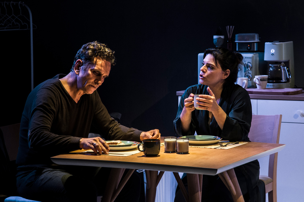 παραστάσεις