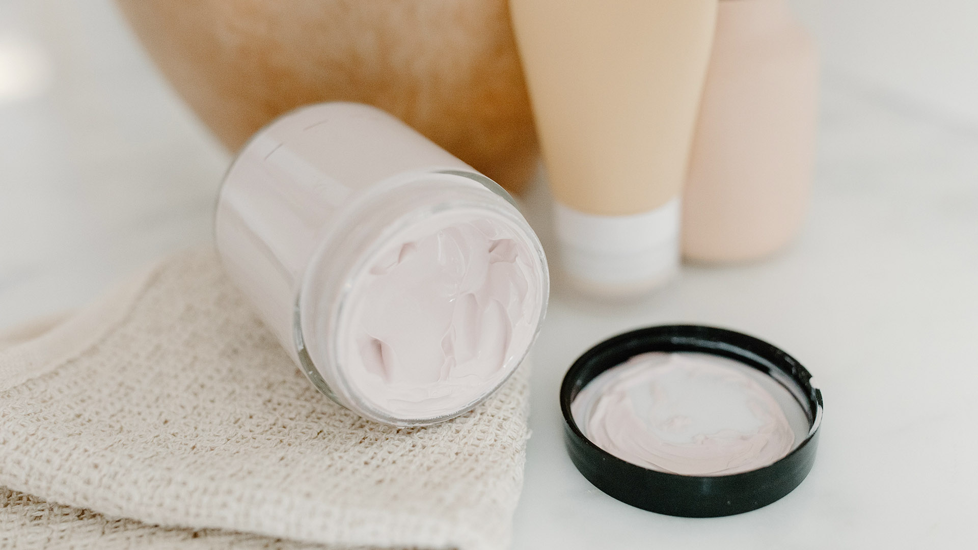 pexels-anna-shvets-5069397