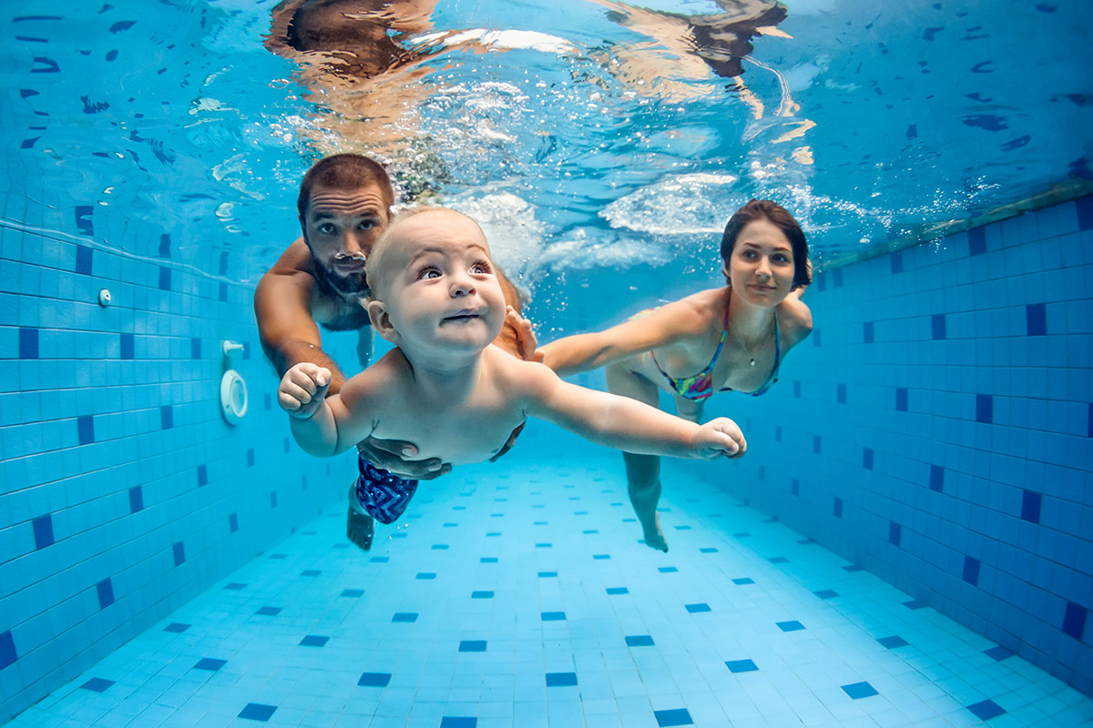 baby swimming