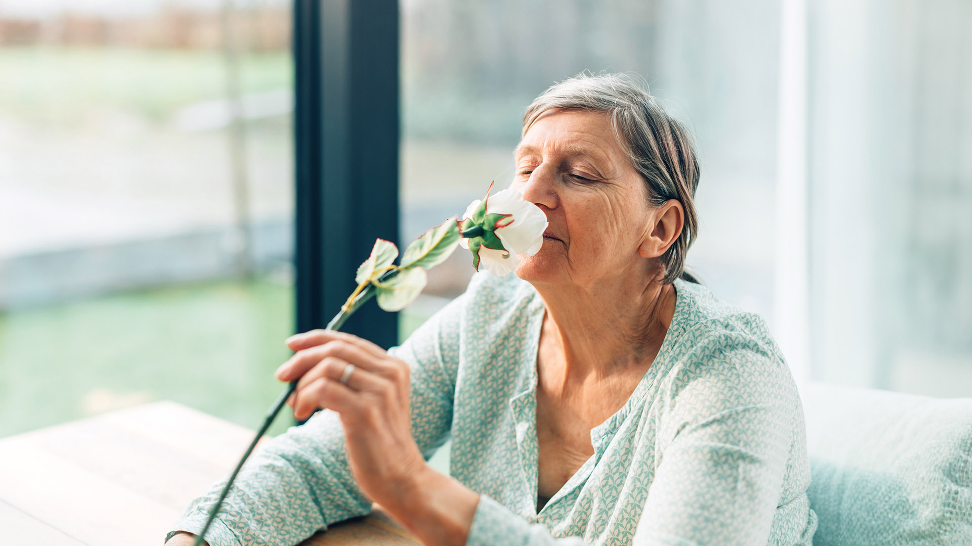 Γιατί να έχεις πάντα ένα διακριτικό άρωμα στην κρεβατοκάμαρα