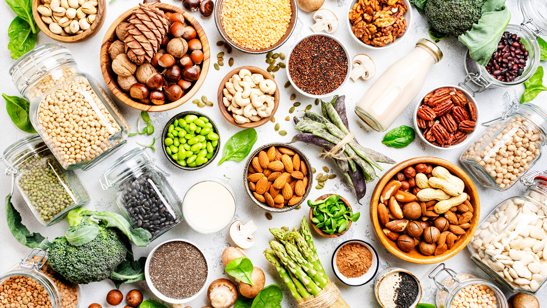 Τι περιέχει το κρέας που δεν το βρίσκω στη χορτοφαγική δίαιτα;