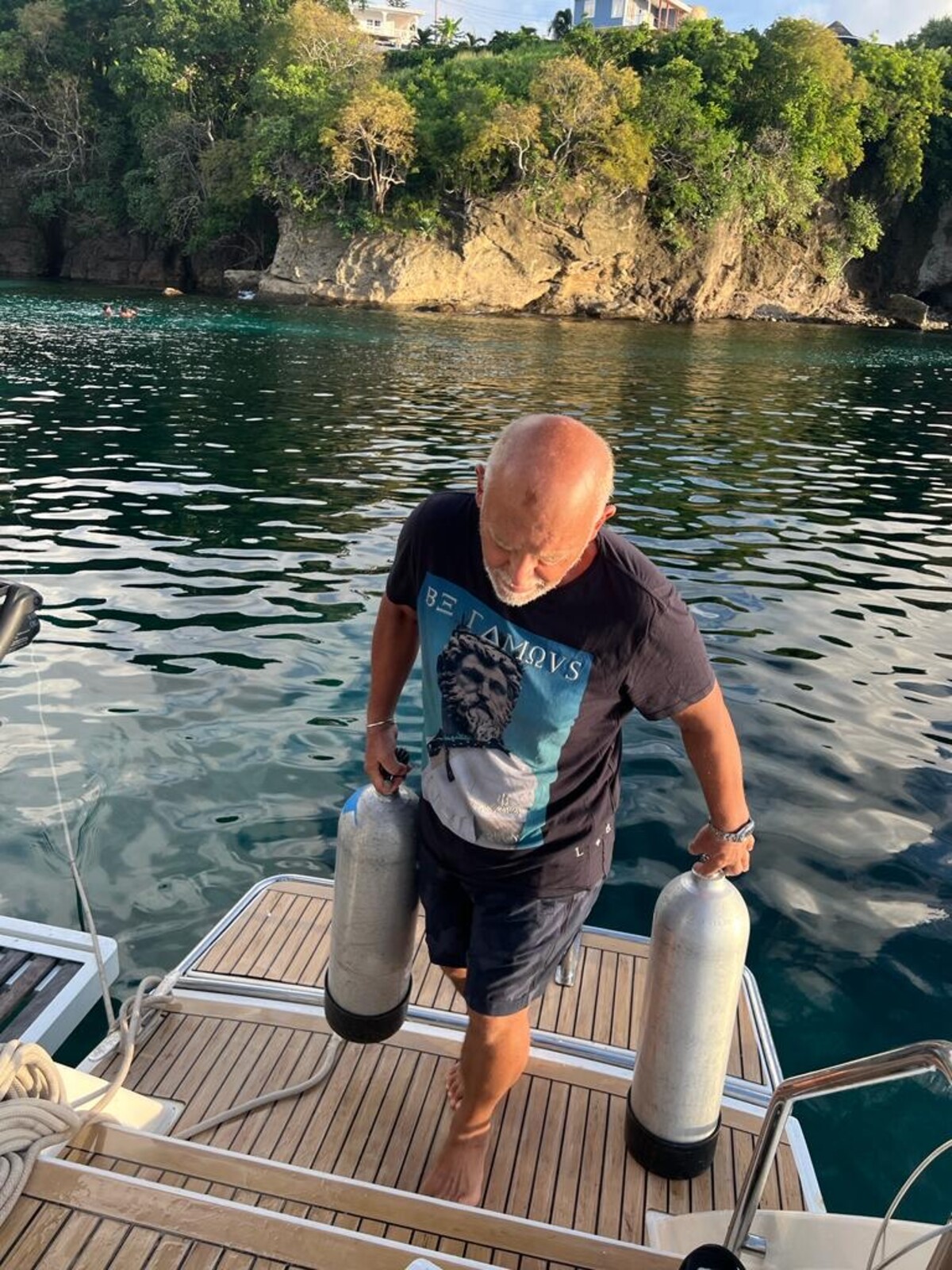 Στέλιος Παρλιάρος