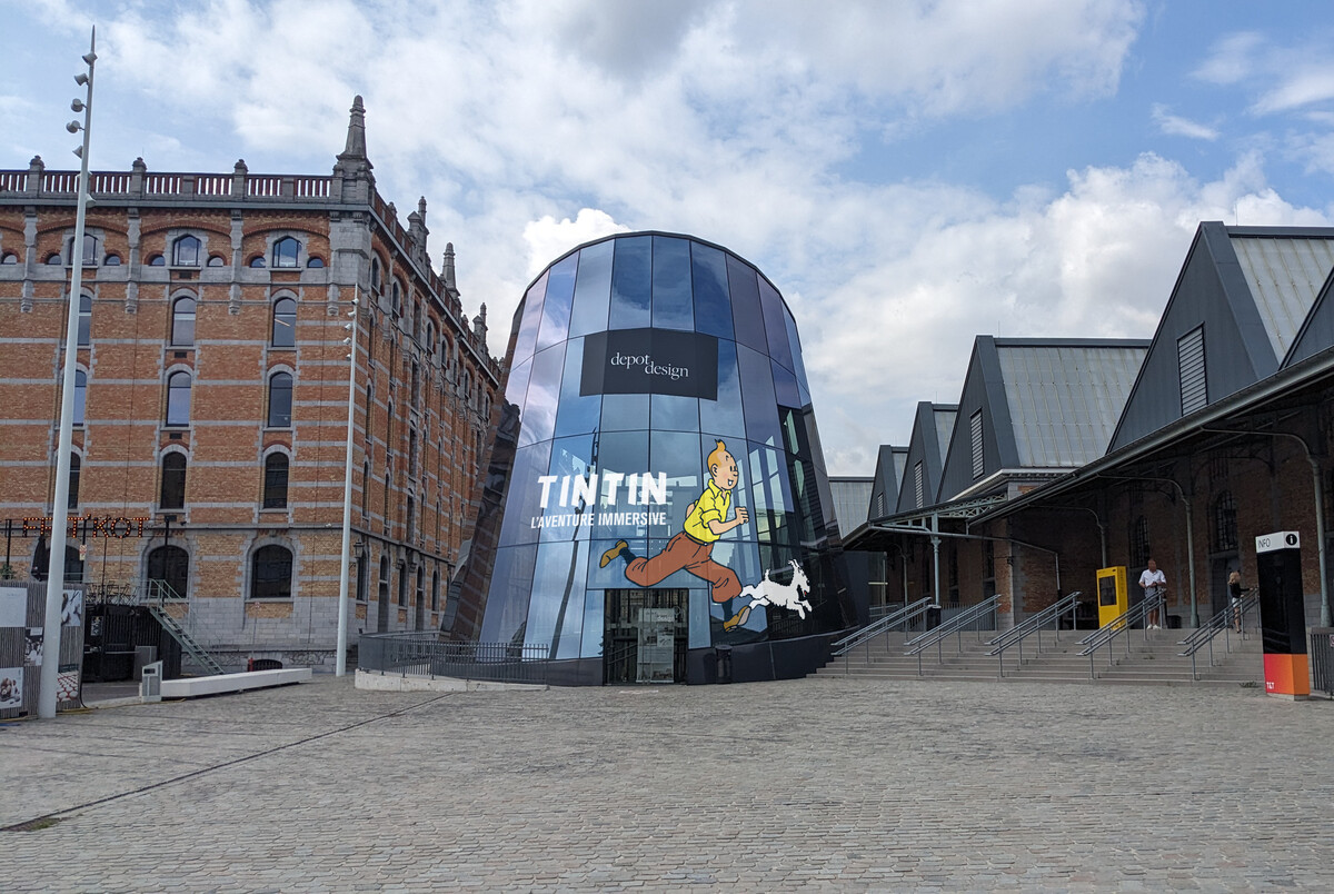 έκθεση Τεν Τεν