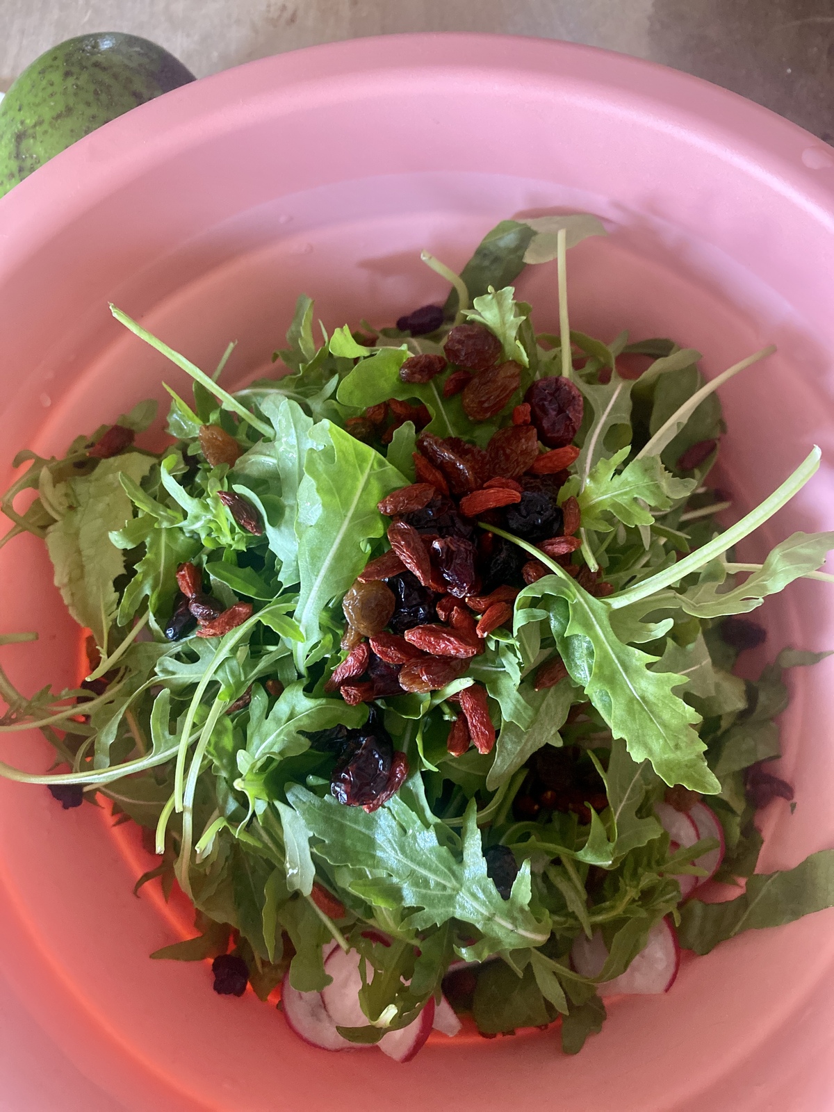 Η απόλυτη φθινοπωρινή σαλάτα για το γραφείο έχει ξινόμηλο και γκοργκοντζόλα