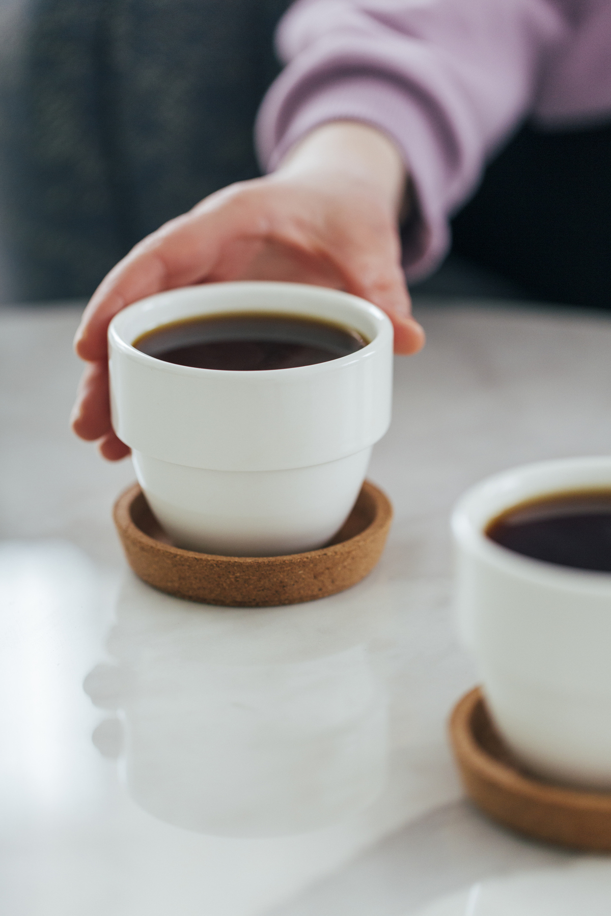 Τι να κάνεις αν πονάει το στομάχι σου μετά τον καφέ και το αλκοόλ