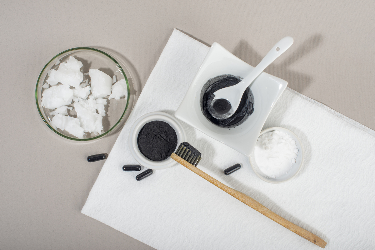 Πώς να φτιάξεις τη δική σου φυσική οδοντόκρεμα