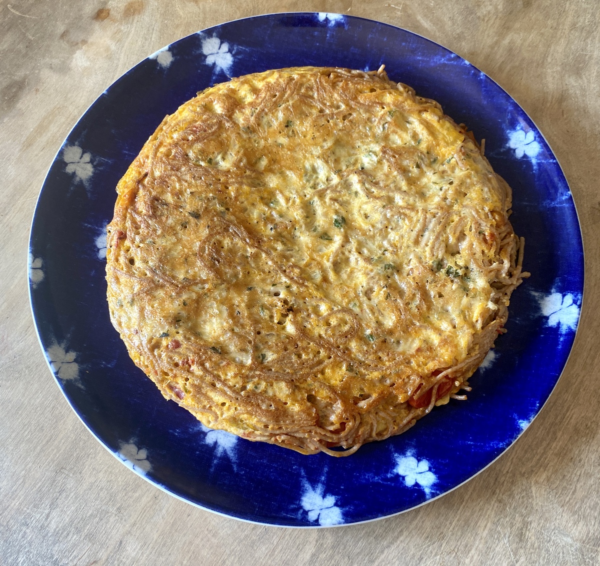 ομελέτα με μακαρόνια