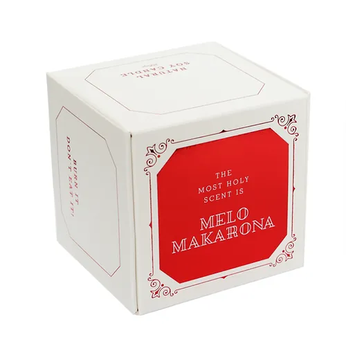 Συλλεκτικά κεριά που φτιάχνουν την πιο ζεστή εορταστική ατμόσφαιρα