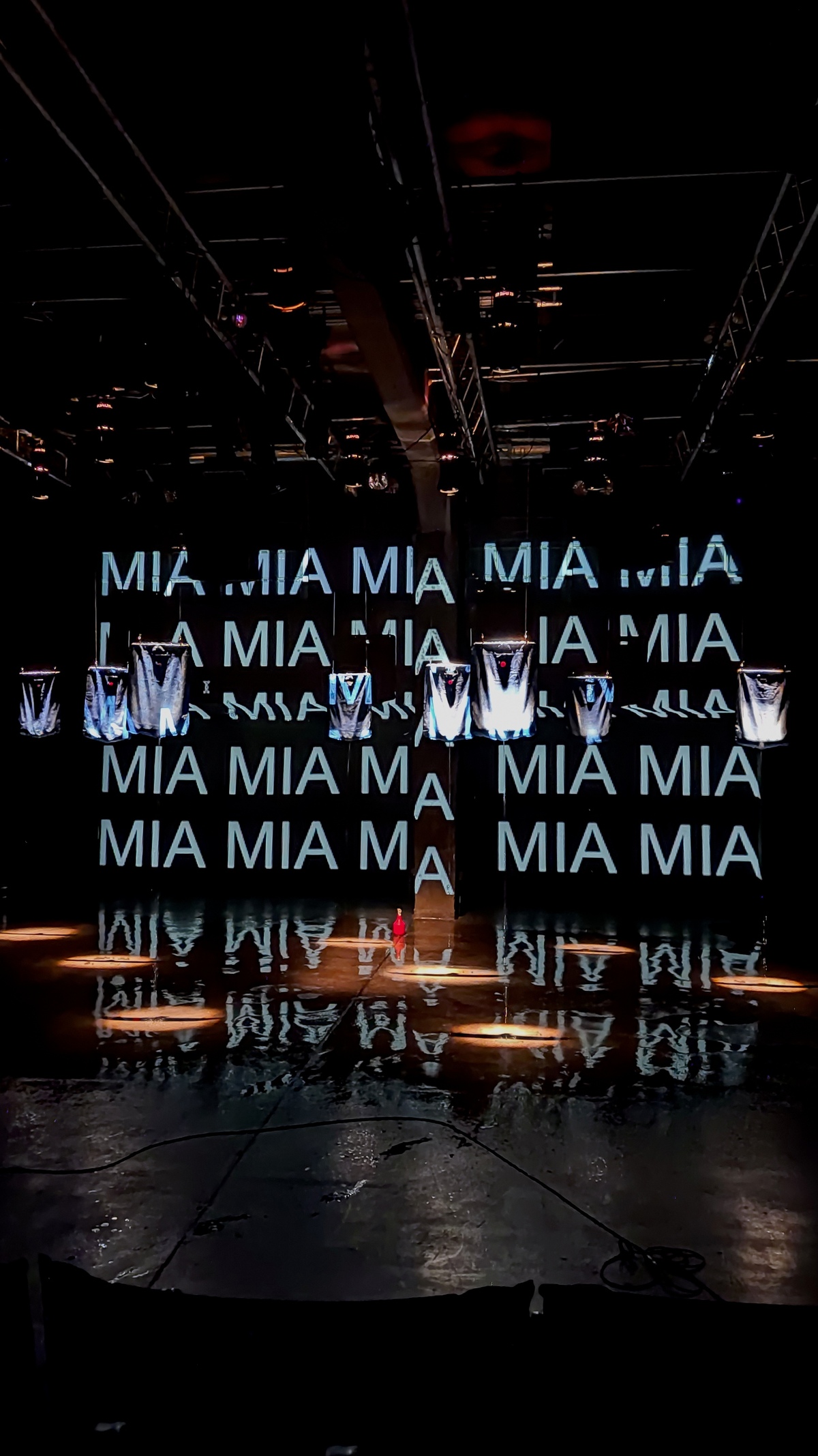 Μπλε, Άννα Λεμονάκη