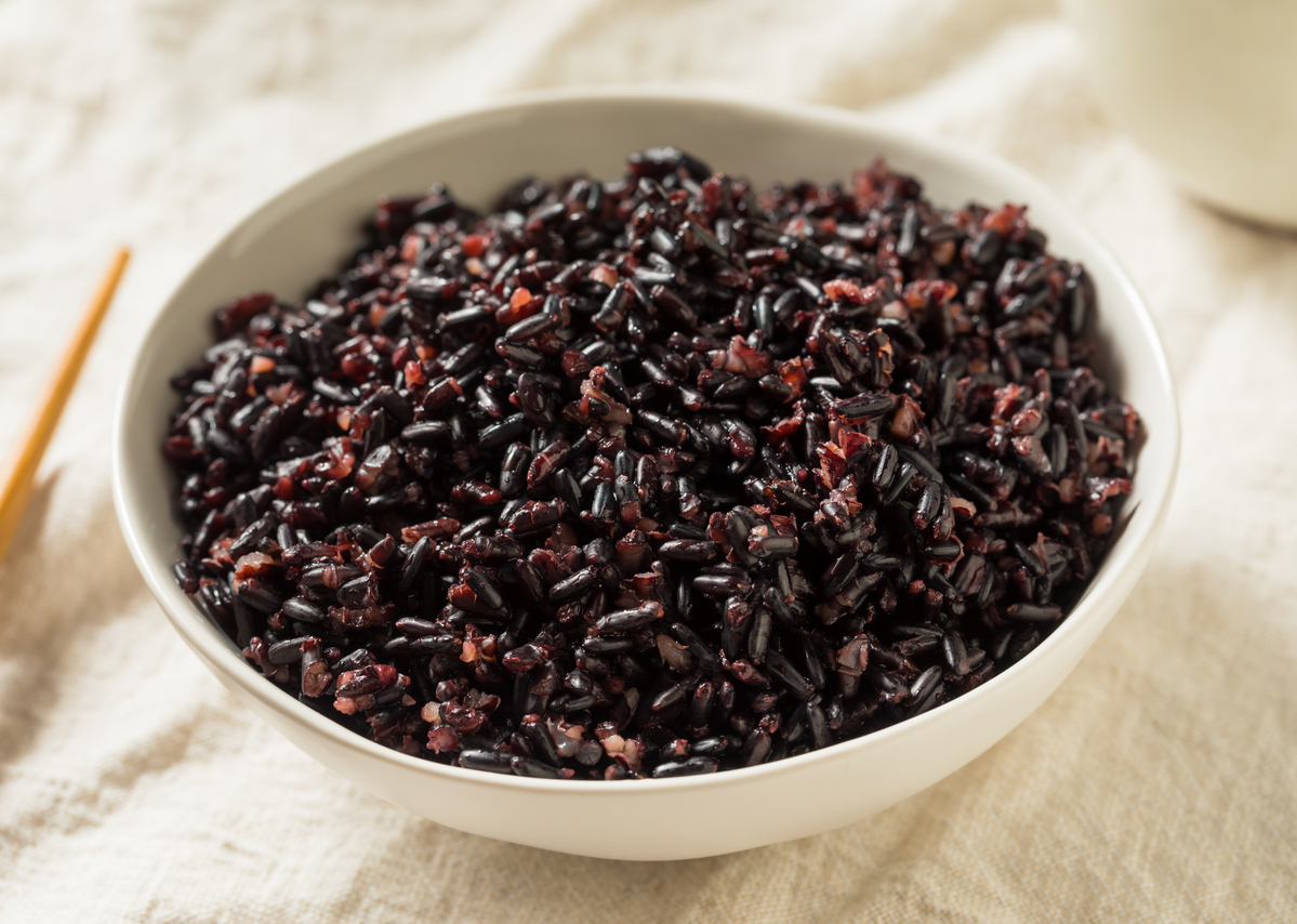 μαύρες φακές και ρύζι