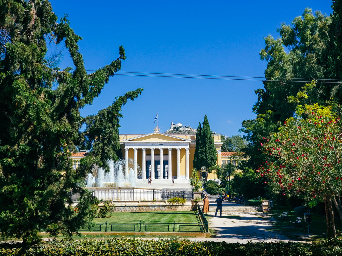 7 διαδρομές για να δεις την Αθήνα αλλιώς