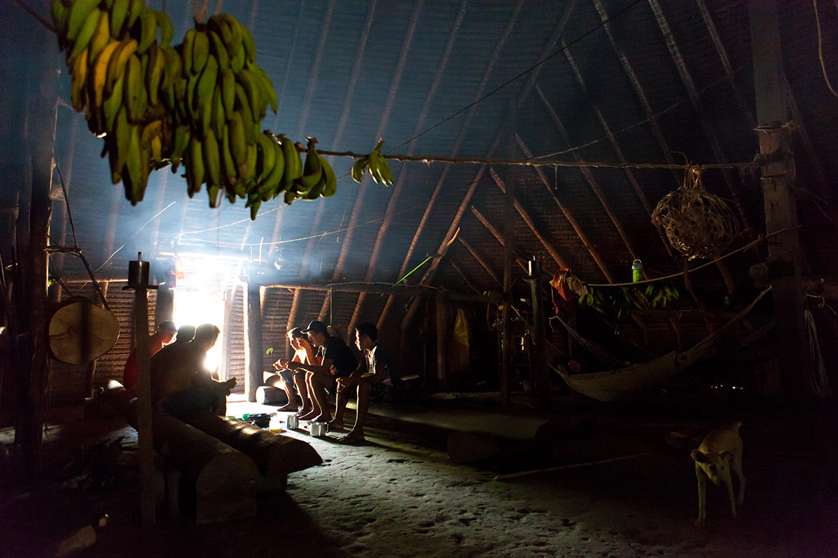 Τι συνέβη όταν μια απομακρυσμένη φυλή του Αμαζονίου απέκτησε πρόσβαση στο ίντερνετ