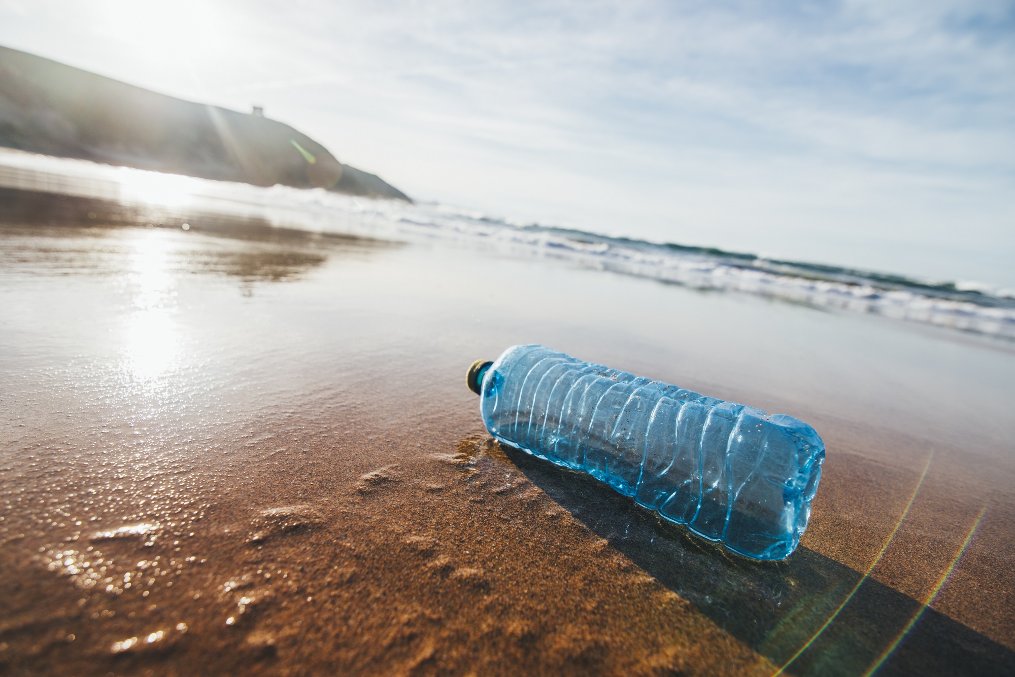 Όσα πρέπει να γνωρίζεις για τα πλαστικά στην θάλασσα