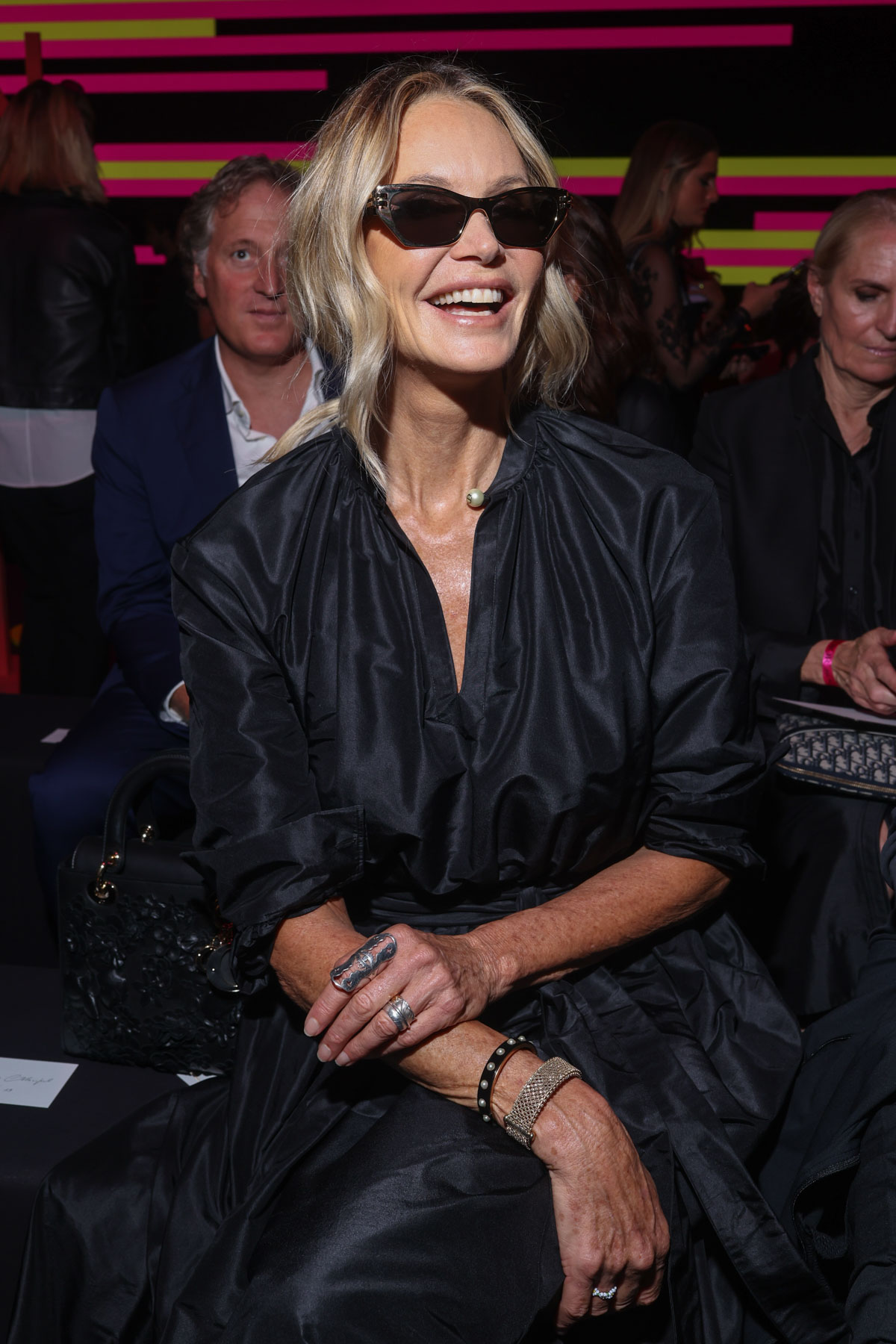 H Elle Macpherson διαγνώστηκε με καρκίνο του μαστού πριν από 7 χρόνια, όμως αρνείται τη χημειοθεραπεία