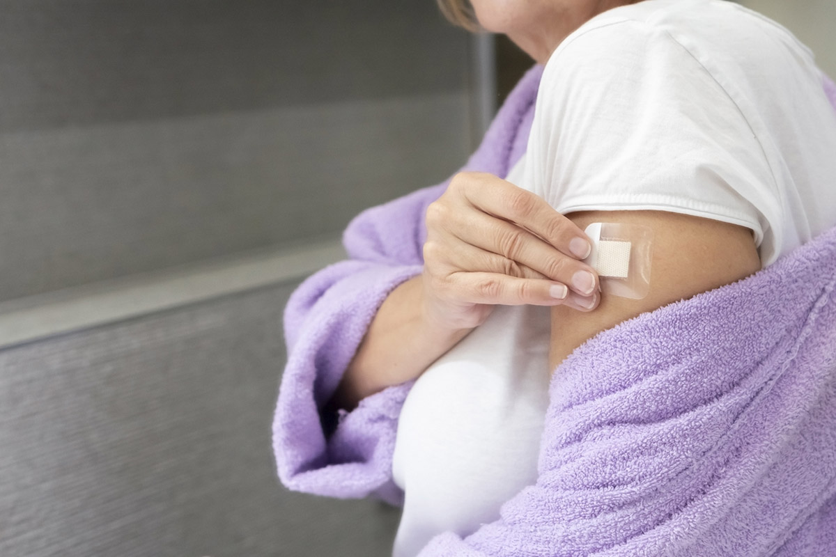 Τι είναι οι «βιοπανομοιότυπες ορμόνες» που βοηθούν στα συμπτώματα της εμμηνόπαυσης;