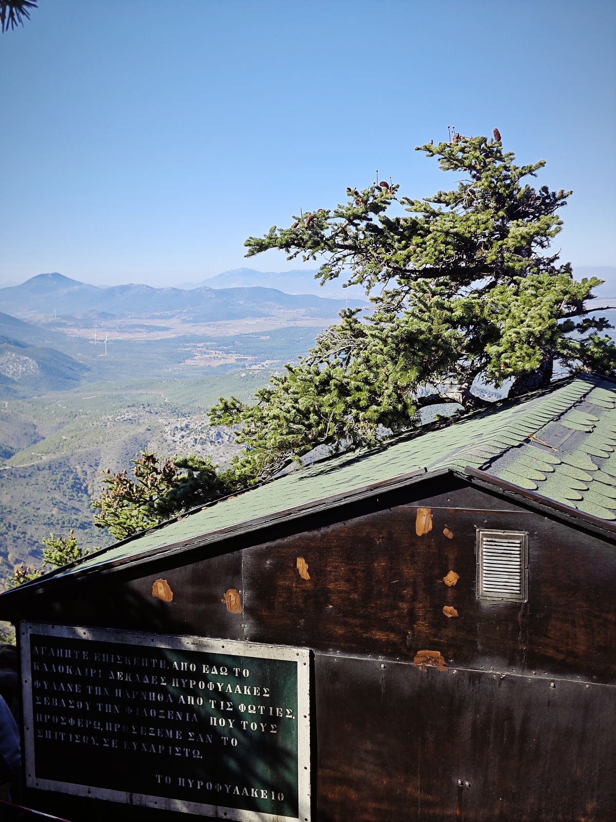Πάρνηθα: Η τύχη-βουνό που έχεις αν ζεις στην Αθήνα