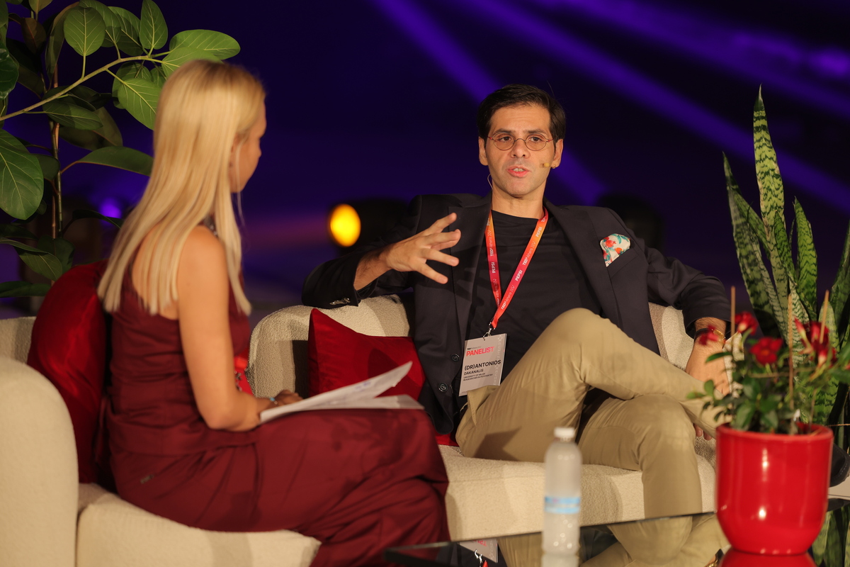 Αντώνιος Ντακανάλης: «Η εποχή του ΑΙ φέρνει στην ψυχιατρική και την κλινική ψυχολογία νέα δυναμική!»