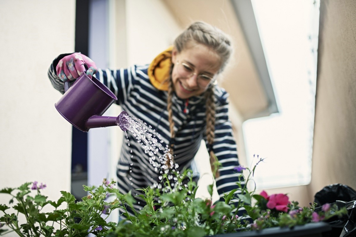 έφηβοι και κηπουρική